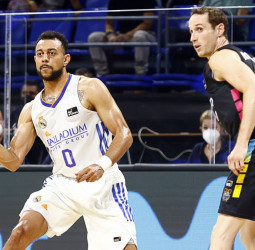 El Bayern Munich sigue de cerca la situación de Nigel Williams-Goss