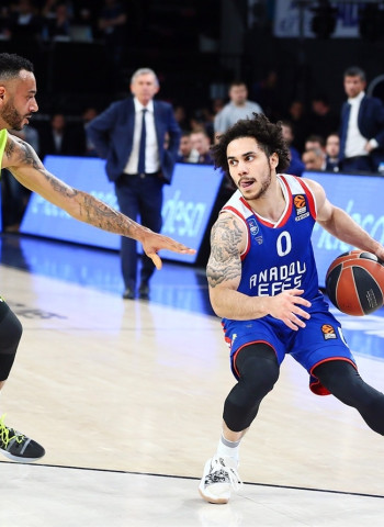 El Barcelona no puede con la historia, y el Anadolu Efes completa la final four (80-71) [3-2]