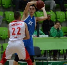 El Fenerbahce ficha a la perla búlgara Yordan Minchev