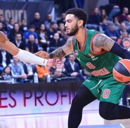El show de Markus Howard y Moneke le regala a Baskonia la victoria contra ASVEL, 81-88