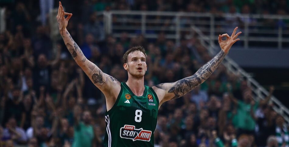 El Panathinaikos decide quedarse con Aleksander Balcerowski