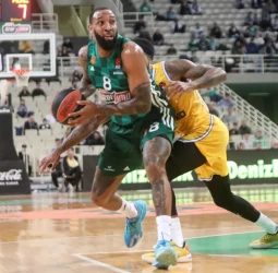 Derrick Williams decanta la victoria en favor del Panathinaikos, 88-86