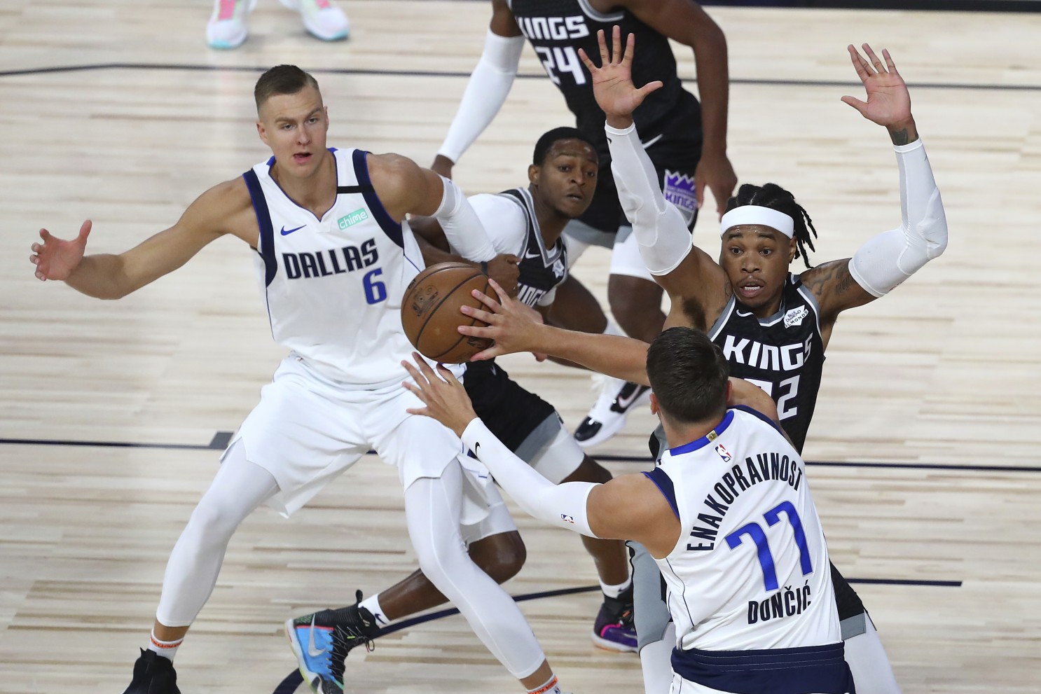 Luka Doncic se marca un partido para la historia