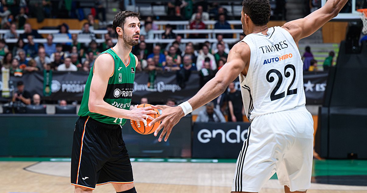 A por el asalto del Movistar Arena