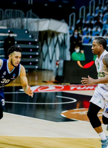 Unics se lleva por poco un partido muy físico (66-73)