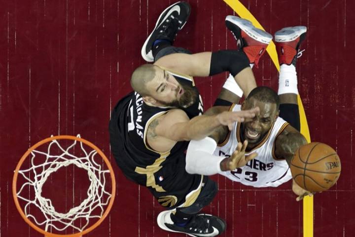 [2-0] Los Cavaliers y LeBron no bajan el ritmo (103-125)