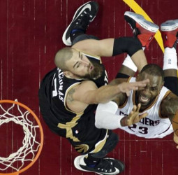[2-0] Los Cavaliers y LeBron no bajan el ritmo (103-125)
