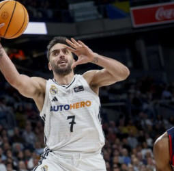 El Real Madrid extiende su racha triunfal ante un combativo Baskonia, 83-78