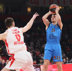 El Alba Berlín silencia el Stark Arena (85-94)