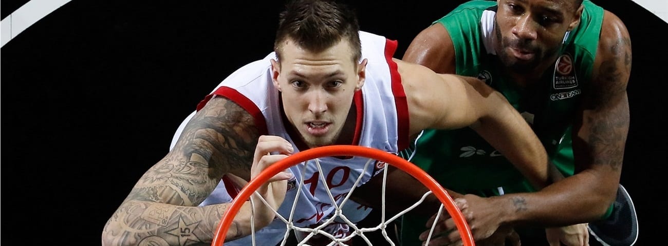 Daniel Theis comunica al Brose Baskets su marcha a los Celtics