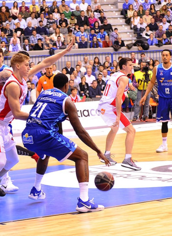 El San Pablo Burgos regresa a la competición en Miribilla