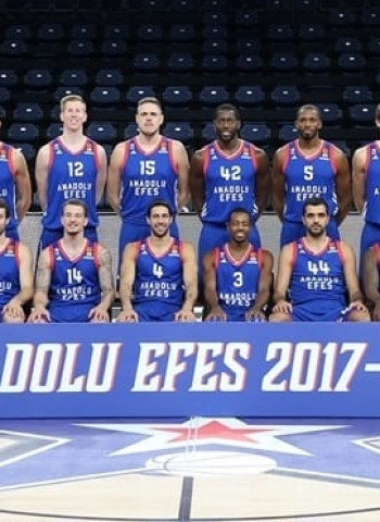 Análisis del Anadolu Efes 2017/18