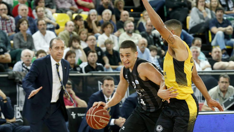 Bamforth cambia Bilbao por Sassari