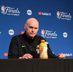 Carlisle tras forzar el séptimo partido: “Este grupo tiene carácter”