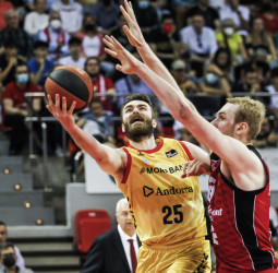 MoraBanc Andorra sueña con la salvación tras dos prórrogas (80-83)