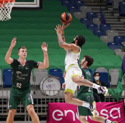 El Urbas Fuenlabrada sorprende al Unicaja (84-90)