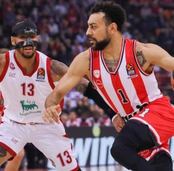 Olympiacos domina al Milán, 79-74