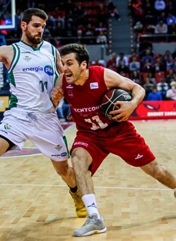 La vida sigue para Tecnyconta Zaragoza (81-78)
