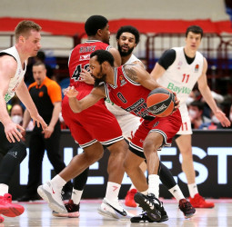 El Armani Milán vence con autoridad (80-69) y se coloca [2-0]