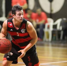 Ricardo Fischer, nuevo jugador del Bilbao Basket