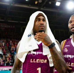 Dee Bost podría salir del Lleida rumbo a Polonia