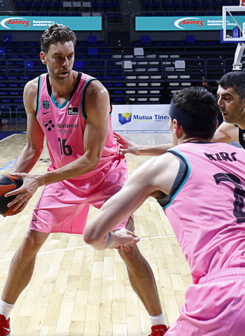 El Barcelona tira de solvencia para cerrar con victoria la fase regular (72-96)