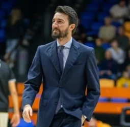 Francesco Tabellini, nuevo entrenador jefe del Paris Basketball