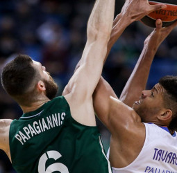El Real Madrid pierde en Atenas (87-86)