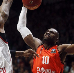 El Valencia Basket completa la final de la 7 Days EuroCup (90-75)