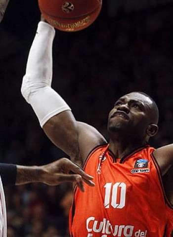 El Valencia Basket completa la final de la 7 Days EuroCup (90-75)