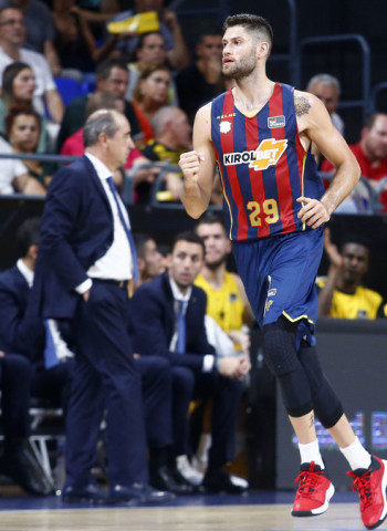 El Baskonia se lleva un cara o cruz ante el Tenerife (78-79)