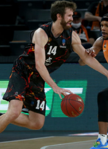 El Gran Canaria suma un agónico triunfo en Ulm (93-94)