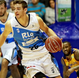 Rosco Allen jugará la liga de verano NBA con los Boston Celtics