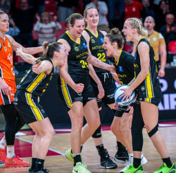 El Hozono Global Jairis tumba a las vigentes campeonas, 53-70