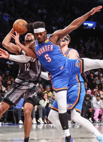 Los Nets se lo ponen difícil a los Oklahoma, 129-121