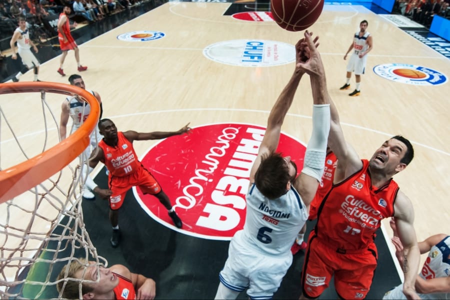 La Fonteta se prepara para la batalla del cuarto partido del Playoff Final