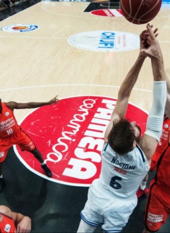 La Fonteta se prepara para la batalla del cuarto partido del Playoff Final