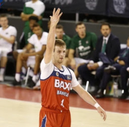 Frankie Ferrari se desvincula del BAXI Manresa