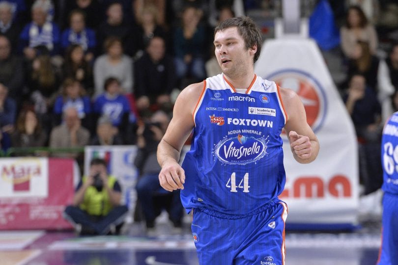 Kyrylo Fesenko ficha por el Avellino