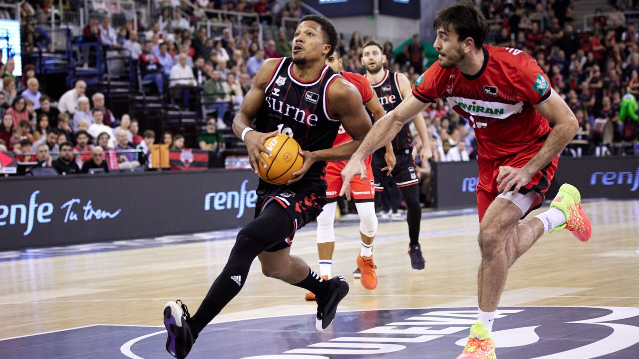 El Bilbao se estrena como visitante en Granada, 72-84