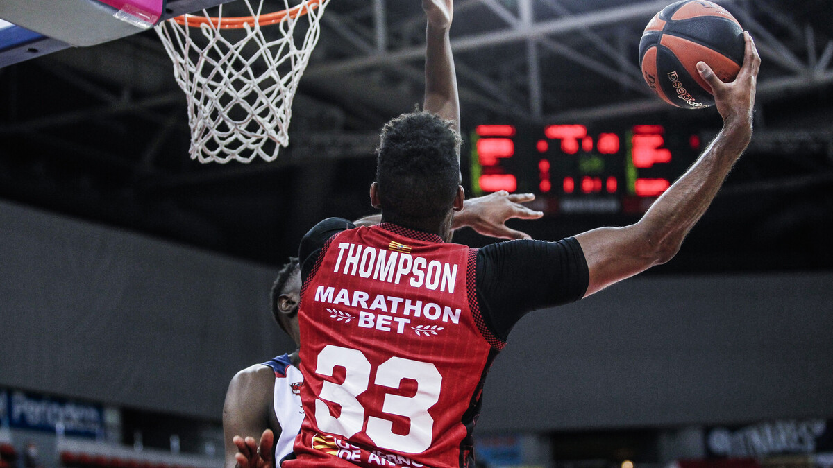 Jason Thompson vuelve al baloncesto chino de la mano de los Shanghai Sharks