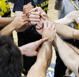 Equipo, defensa y criterio para afrontar el exigente regreso a la ACB