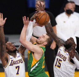 Los Chicago Bulls le dan una oportunidad a Matt Thomas