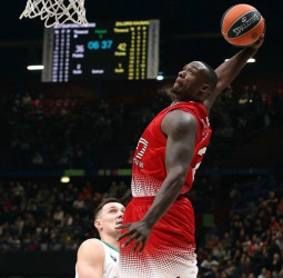 Rakim Sanders, más potencia exterior para el Barcelona