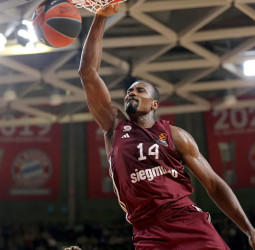 El Bayern Múnich anuncia el adiós de un Serge Ibaka que pone rumbo al Real Madrid
