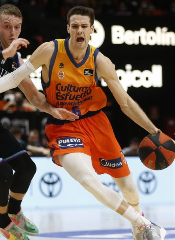 Valencia Basket abre una serie de tres salidas consecutivas en la pista del Surne Bilbao Basket