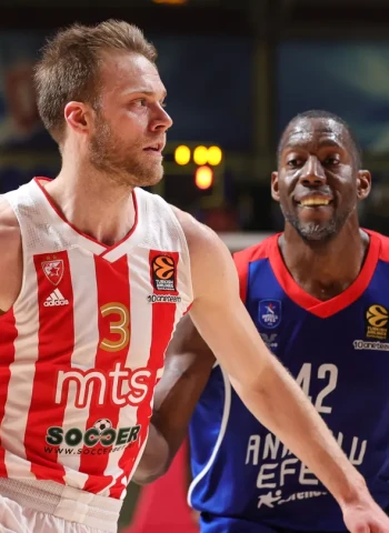 Kalinic impulsa al Estrella Roja ante el Anadolu Efes (93-85)
