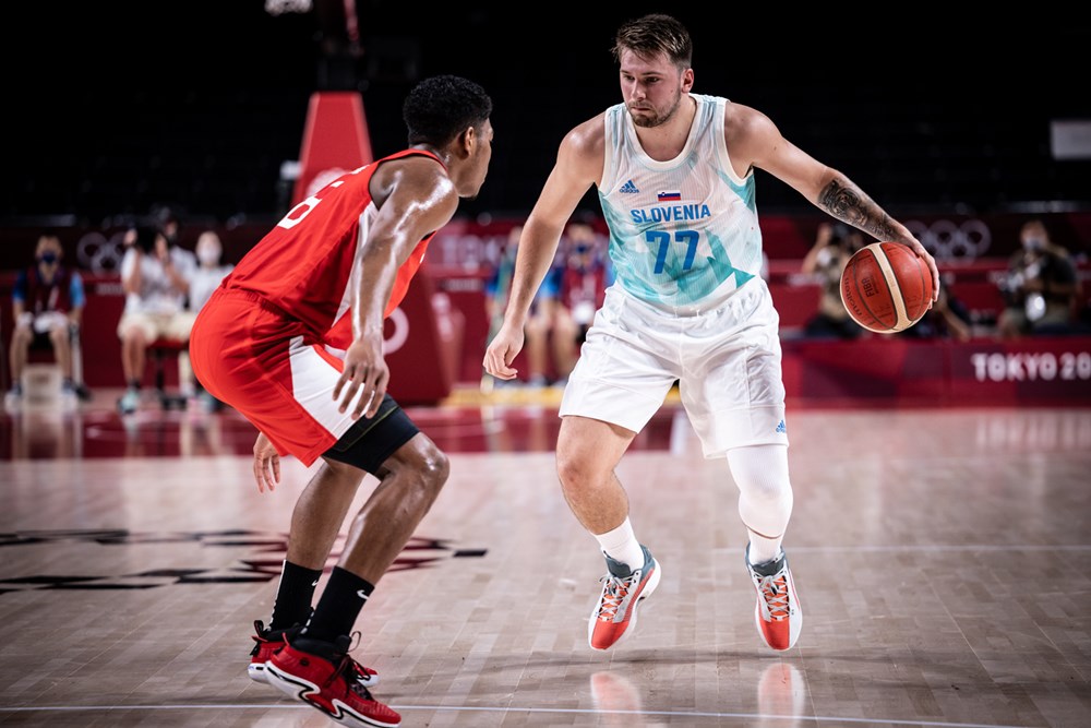 Eslovenia sigue a un ritmo anotador imparable para sus rivales (116-81)