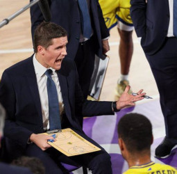 Lakovic: "Hemos regalado el 'momentum' del partido”