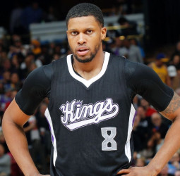Los Houston Rockets apuestan por Rudy Gay